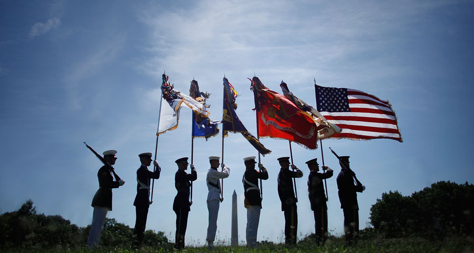 Flags&Monument (1)